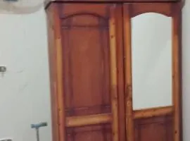 شقه