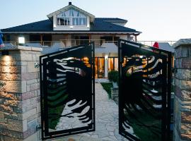 Bujtina Kalaja, hotel v destinaci Libohovë