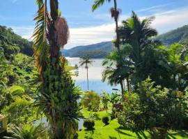 Sítio com acesso à represa e vista paradisíaca, hotel en Barra da Varginha