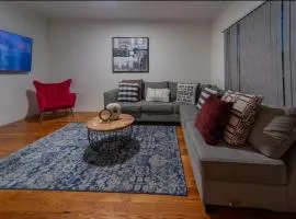 Deluxe 3 Bedroom EWR airport home