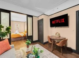 Stunning Condo in Heart of New York with GYM & MORE