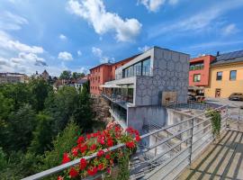 Hotel Rajská zahrada, hotel v Novém Městě nad Metují