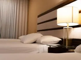 Infinity Suites triple room 209