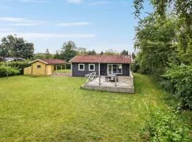 Gorgeous Home In Fårvang With Wifi