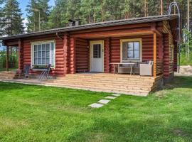 Holiday Home Piilopirtti by Interhome, hotel v destinaci Salonnenä