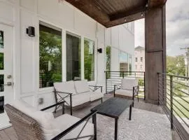 Spacious 2BD-Close To Everything