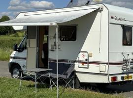 Motorhome in Hinckley- Sleeps 3- Pet Friendly, cabin in Hinckley