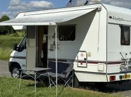 Motorhome in Hinckley- Sleeps 3- Pet Friendly