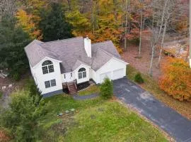 Perfect Luxury Poconos with sauna vs steam Hot tub