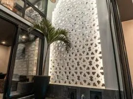 Luxury Villa, Beach Club - Jungle View - Sahara Bleu