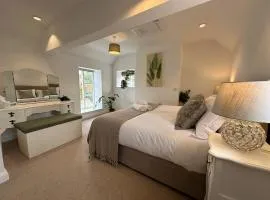 Wothorpe House, 3 bed Stamford Centre by Belmont Places