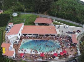 Sky Club Eco Hotel, hotel v destinaci Belén de Umbría