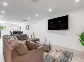 Stuart Vacation Rental about 1 Mi to Downtown!