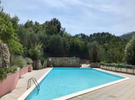 Relax vicino alle Cinque Terre, hotell i Corvara