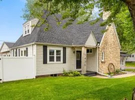 Suburban Sanctuary 3BD Perfect for Long Stays