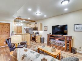 Cozy Eureka Getaway - Hike, Bike, Hunt and Fish!, hotel in Eureka