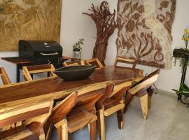 CasaRiveramar, ξενοδοχείο σε San Pedro Pochutla