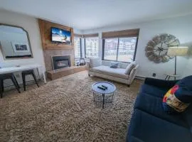 Edgewater 1436 by SummitCove Lodging
