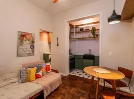 Moderno Quarto & Sala em Copacabana | GAP 14/303