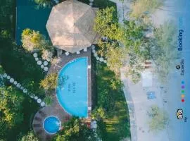 Tube Resort By EHM