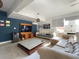 Casa Espaçosa e Tranquila - Granja Viana