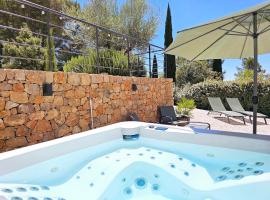 Suite Sieste en Provence, hotel v destinaci Entrecasteaux