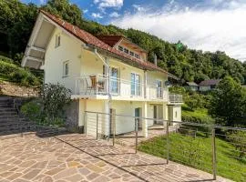 SkyView Villa - Happy Rentals