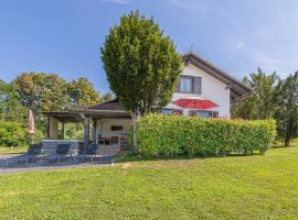 Holiday house VilAna with Jacuzzi - Happy Rentals, hotel a Puconci