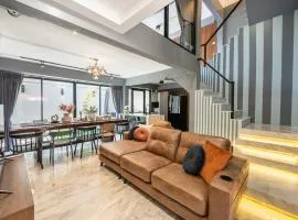 S21 Mellow Phromphong