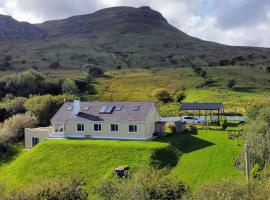 Mountain View Cottage, hotel u gradu Cloontyprughlish