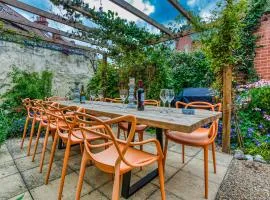 Bloomsbury House - Magical Coastal Retreat - Crabpot Cottages