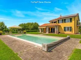 Villa Effe, Terre Marine
