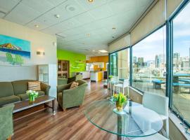Grand Park Hotel & Suites Downtown Vancouver, Ascend Hotel Collection, Hotel in Vancouver