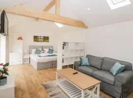 2 Welford Barns