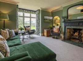 Pasture House 6