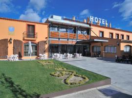 Hotel Restaurant Sol i Vi, hotell i Lavern