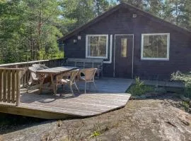 Gorgeous Home In Ljusterö
