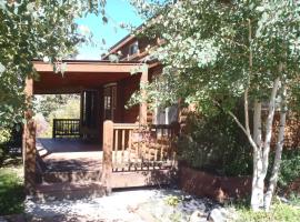 Cabin 63, hotel in Almont