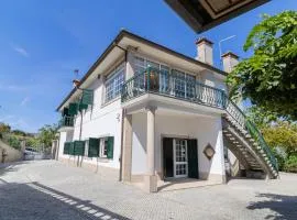 Quinta do Fontanário by LovelyStay
