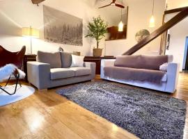 CaLQuEROL 2 penthouse in the downtown, hotel a Puigcerdà
