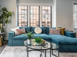 Minter Teal with Rooftop Balcony