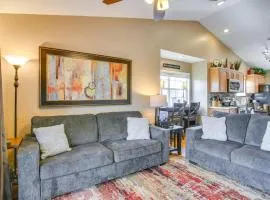 Near Silver Dollar City! Condo with Hot Tub and Lake