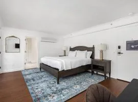 Historic Stonehouse Suite in Sonoma Wine Country!