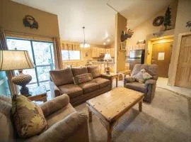 Flying Dutchman 1126 by SummitCove Lodging