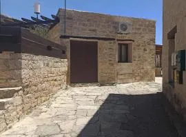 Cottage in Anogyra