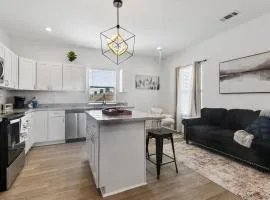 Luxury 6BR Oasis near French Qtr