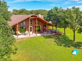 Rhodes Retreat with Dock on Cedar Creek Lake!