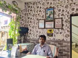 Amar priya guest house
