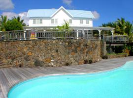 THE BAY, hotel di Trou dʼ Eau Douce