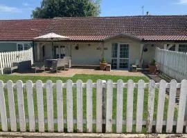 woodpecker cottage at frog trotters cottages